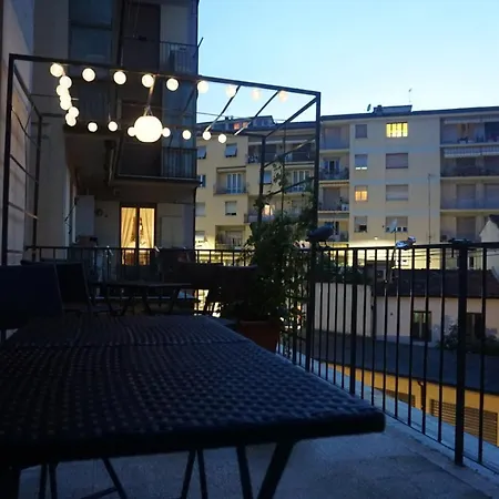 Arno River View Terraces, Free Parking Apartment