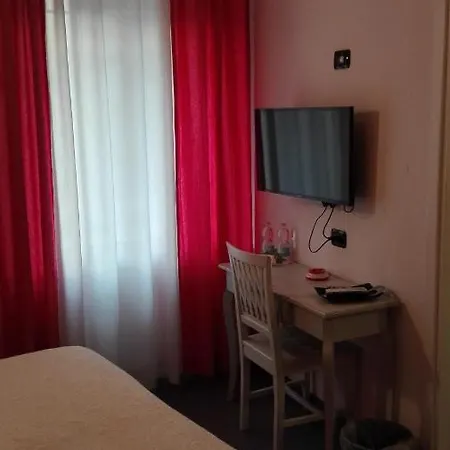 Bed & Breakfast Palazzo Lombardo 2*