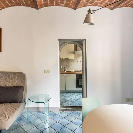 Presto Apartment Santo Spirito Oltrarno Florence * Florencia