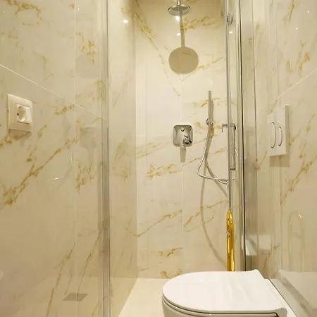 Oriuolo Apartment *