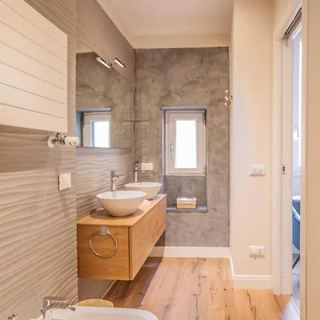 Condotta Apartment Florence