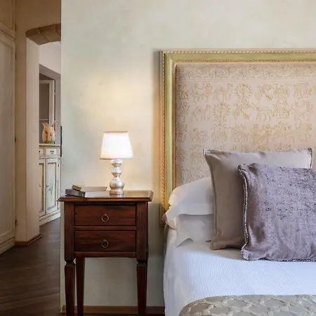 Apartment Chiara Five Senses Florence