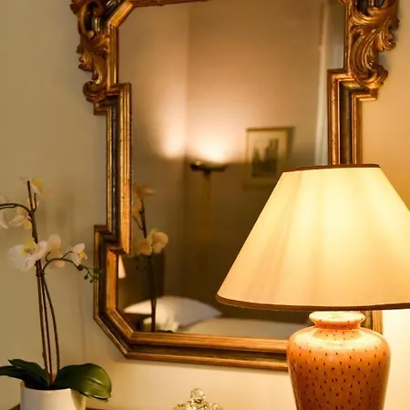 Lily Apartment *