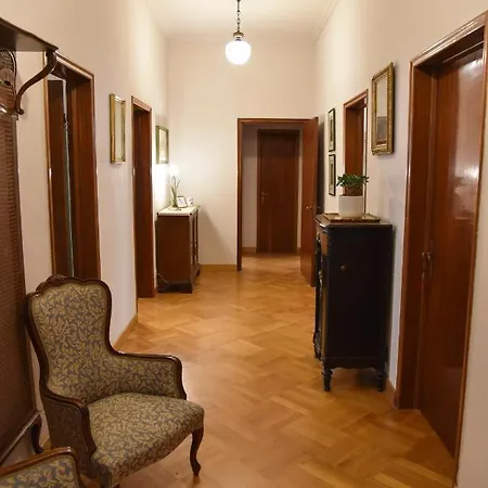 Lily Apartment *