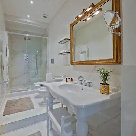 Apartment Aldobrandini Historic Florence