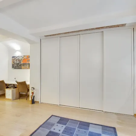 Daire Oltrarno Bright Con Patio Privato Floransa