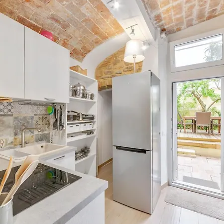Oltrarno Bright Con Patio Privato