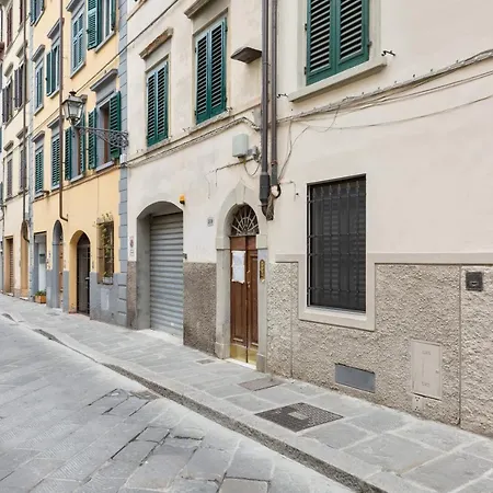 Oltrarno Bright Con Patio Privato Florence
