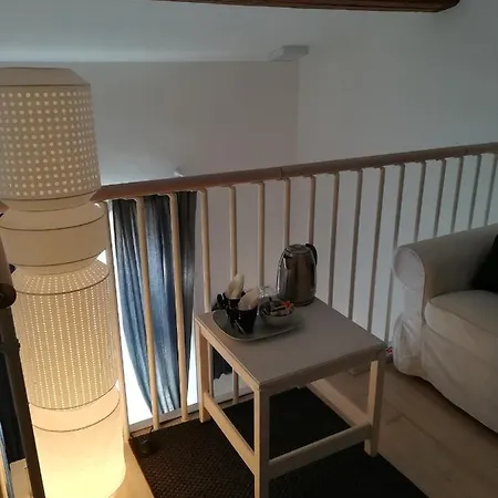 Bed & Breakfast In San Frediano *