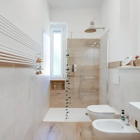 Ponte Vecchio-newly Restyled Flat Florence