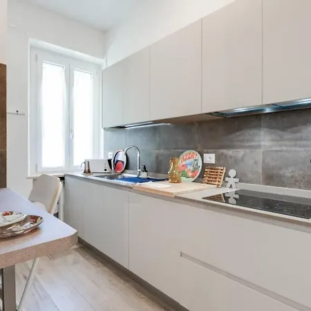 Ponte Vecchio-newly Restyled Flat Florence