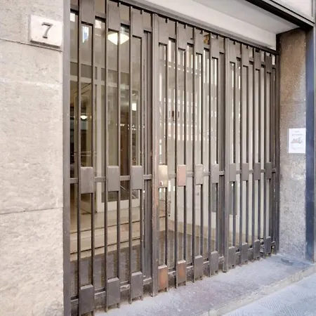 Ponte Vecchio-newly Restyled Flat Apartment *