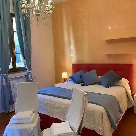 Apartment Al Campanile *