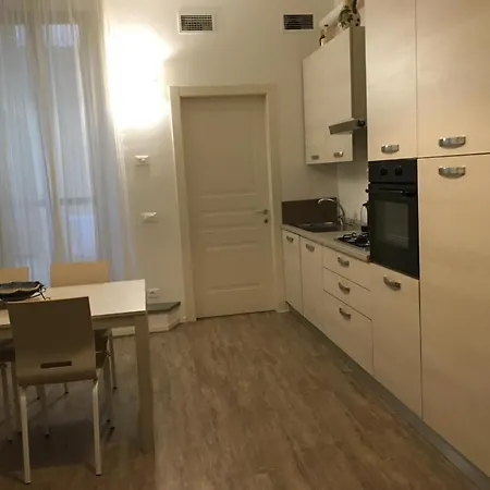 Pilastri Apartment *