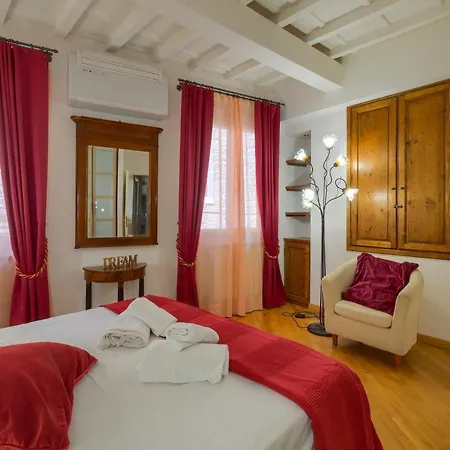 Angelo'S Sweet Home Santa Croce