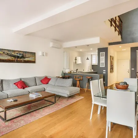 Luxury Pontevecchio Duplex 5 Stars Apartment Florence
