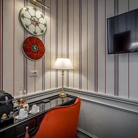 Ungherese Small Luxury Hotel 3*