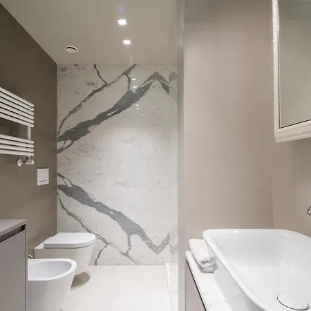 Luxury Al Duomo By Mmega Apartment *