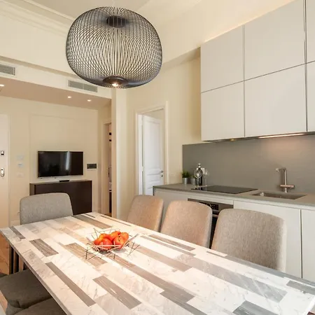 Luxury Al Duomo By Mmega Apartment