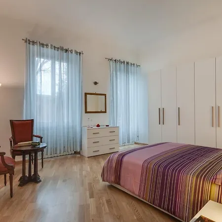- Liberta Loft