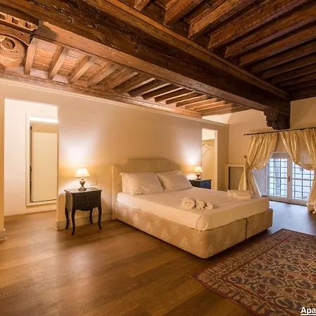 Palazzo Salviati By Varental * Florence