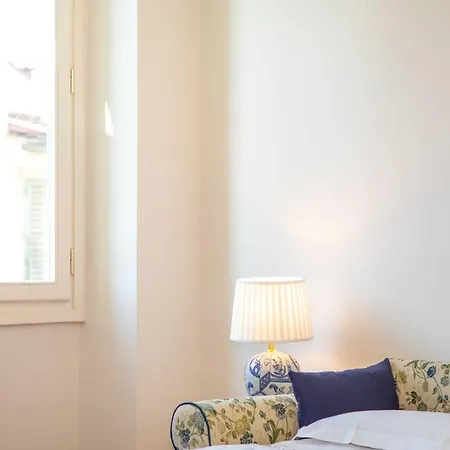 Santa Maria Novella Bright Apartamento Florencia