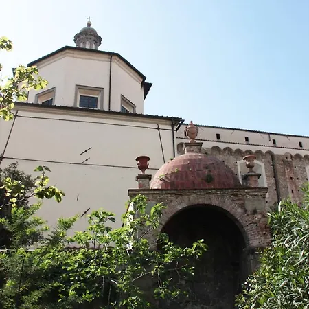 Casa Del Vescovo