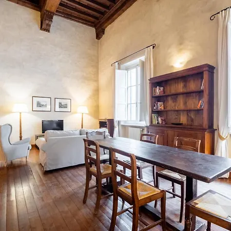 Aparthotel Palazzo Salviati By Varental Florence