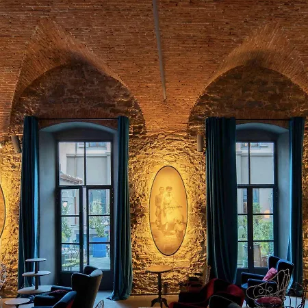 25hours Piazza San Paolino Hotel 4*