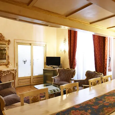 Appartamento Medici Loft 8 *