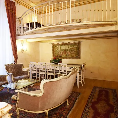 Italian Experience-suite Medici Loft 8 * Firenze