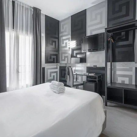 Deco Hotel