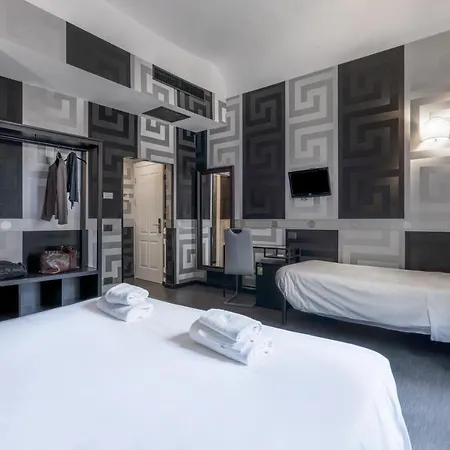 Deco Hotel