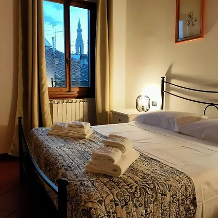 Appartamento Cozy 4th And Top Floor
