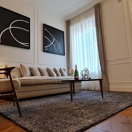 Calzaiuoli3 Luxury Flat In The Center Of Florence