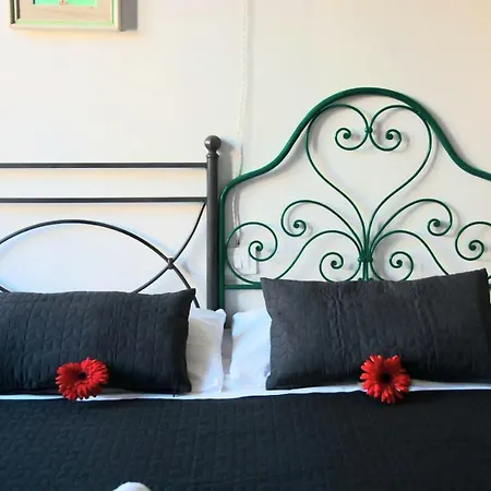Little Luxury In San Lorenzo * Florence
