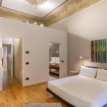 The Charm Of Santa Croce Apartment Florence