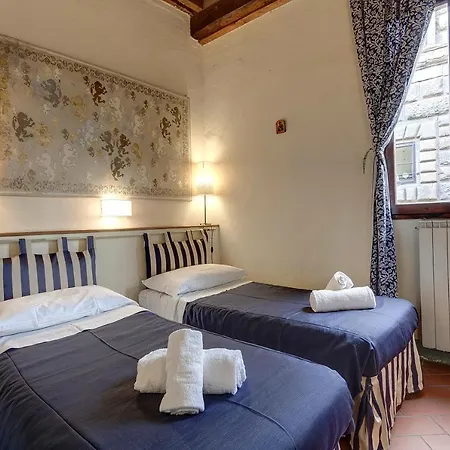 Leoni 10 Apartment Florence