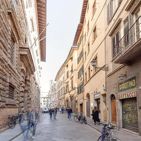 Apartment Leoni 10 Florence