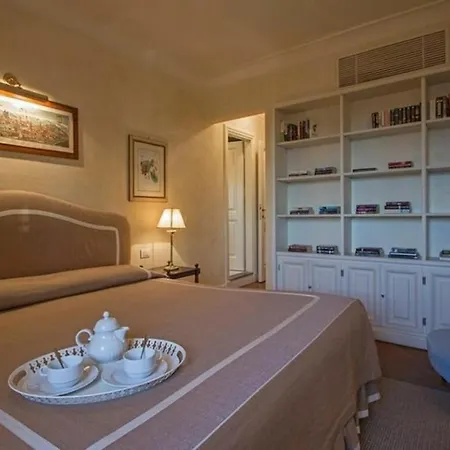 Apartment Signorelli Halldis Florence