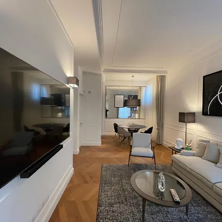 Calzaiuoli3 Luxury Flat In The Center Of