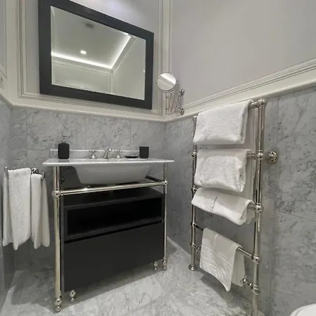 Apartment Calzaiuoli3 Luxury Flat In The Center Of