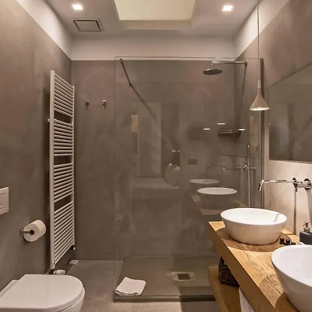 The Charm Of Santa Croce Apartment Florence