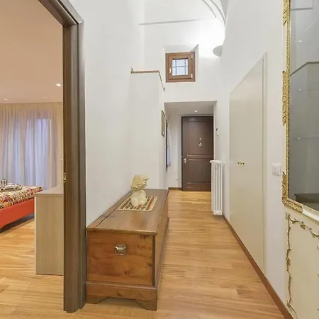 Palazzo Anselmi Appartamento Firenze
