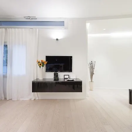 Prestige In S Maria Novella Apartment