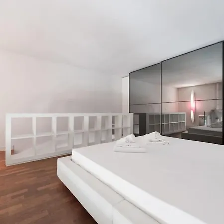 Santa Maria Novella Stylish Loft Great Location-hosted By Sweetstay Lägenhet *