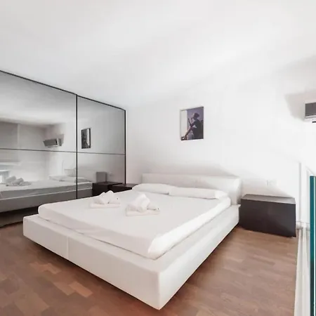Santa Maria Novella Stylish Loft Great Location-hosted By Sweetstay * Florence
