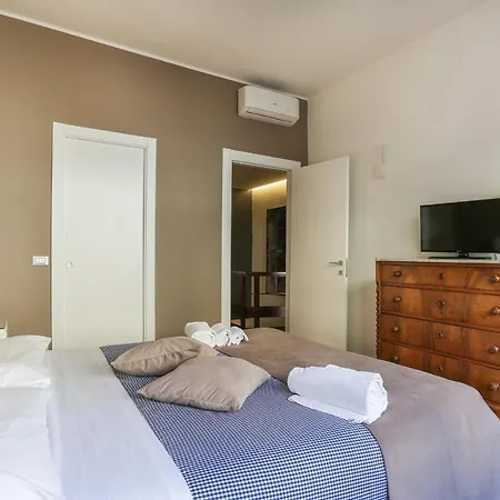 Luxury Pontevecchio Duplex 5 Stars Apartment Florenz