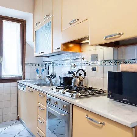 Hearth Of In Great Location *