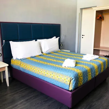Gioia Hotel 3*